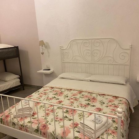 Beb La Gemma Bed & Breakfast Napoli Dış mekan fotoğraf