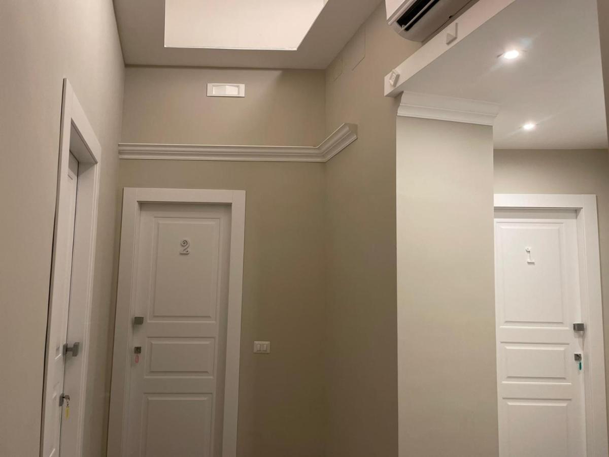 Beb La Gemma Bed & Breakfast Napoli Dış mekan fotoğraf