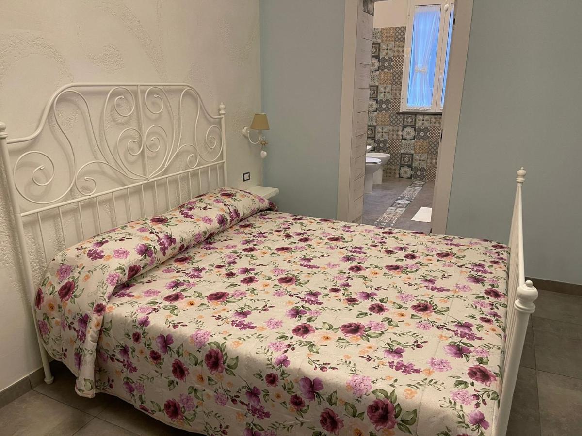 Beb La Gemma Bed & Breakfast Napoli Dış mekan fotoğraf